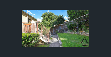 Modern two-bedroom apartment in one of Kirribilli's most sought-after locations. - Photo 2