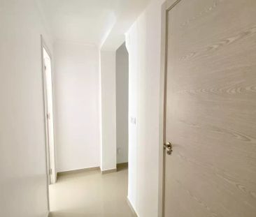 Room in a shared 4-bedroom apartment for rent in Campanar - Photo 1