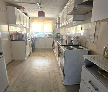 Greatmeadow, Northampton, NN3 - Photo 4