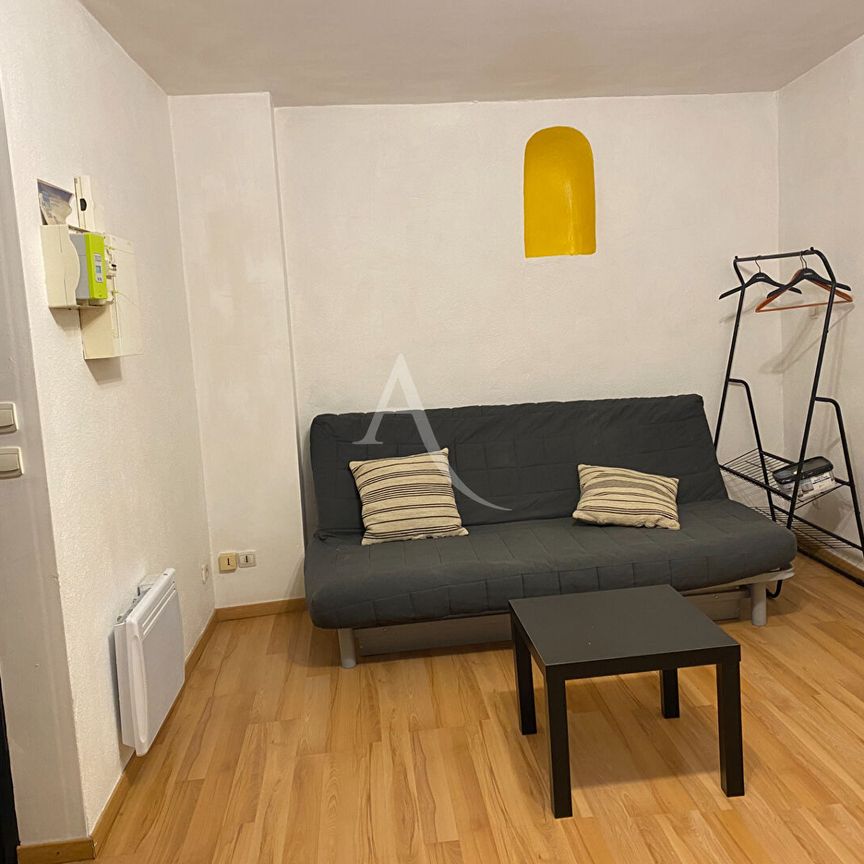 Location Appartement 1 pièce 24m² - Photo 1