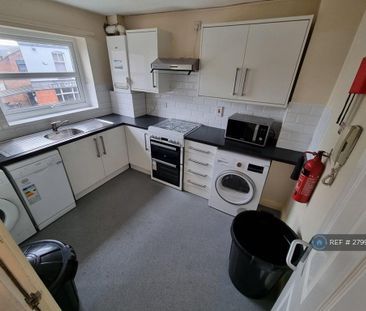 6 bedroom end of terrace house to rent - Photo 1