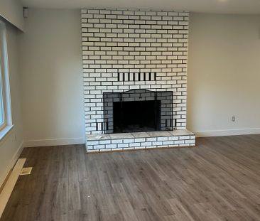 667 Sixth Street- Upper - Photo 6