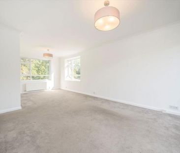 3 bedroom flat to rent - Photo 6