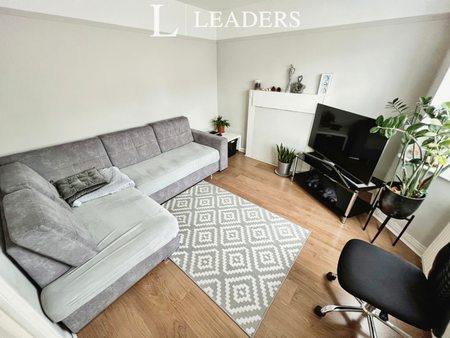 3 bedroom house to rent - Photo 2