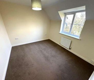 Fontmell Close, Swindon, SN25 - Photo 3