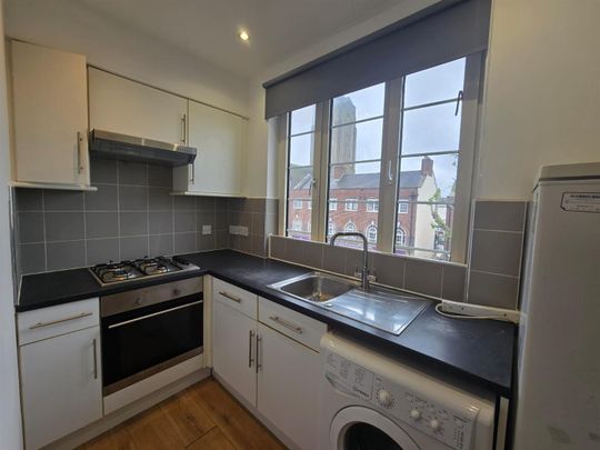 High Street, Beckenham BR3, London - Photo 1