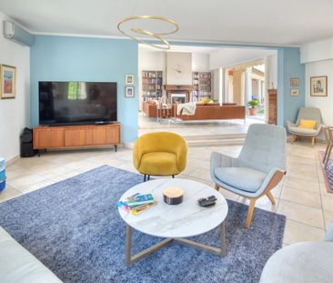 Saint-Paul-de-Vence – Villa de plain-pied de 350 m², 3 chambres, 2 ... - Photo 3