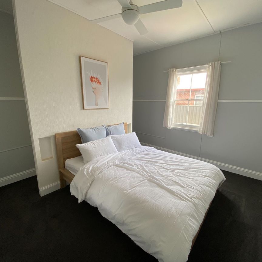 Tamworth Furnished Accommodation - North Tamworth - Photo 1