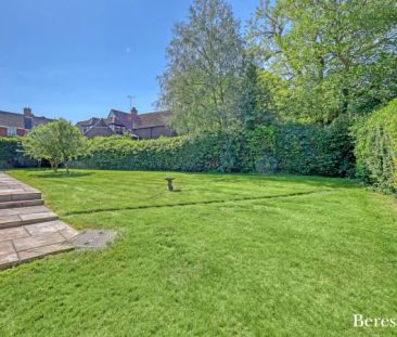 Essex, CM13, Herington Grove, Hutton - Photo 4