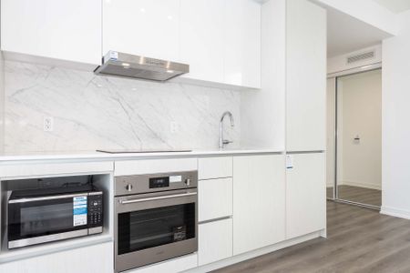 For Lease - 28 Interchange Way Unit# 3910, Vaughan, Ontario - Photo 3