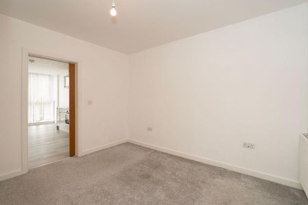 2 bedroom apartment to rent - Photo 5