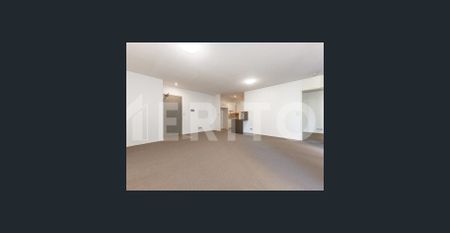 Spacious 2 bedroom with brand new carpet near train station - Photo 5