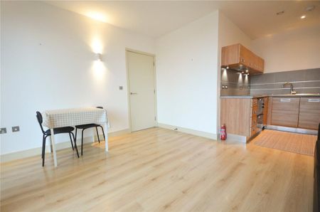 1 bedroom apartment to rent - Photo 3