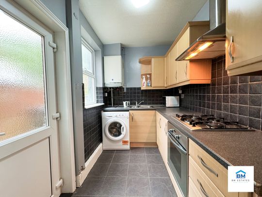 2 Bedroom Terraced - Photo 1