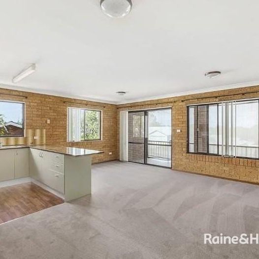 Charming 3-Bedroom Home in Port Macquarie - Photo 1