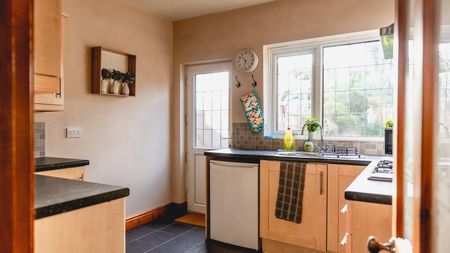 3 Bed Semi-Detached House, Ilford Road, B23 - Photo 3