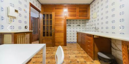 Carrer de Sant Vicent Màrtir, Valencia, Valencian Community 46007 - Photo 2