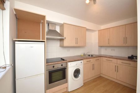 1 bedroom flat to rent - Photo 2
