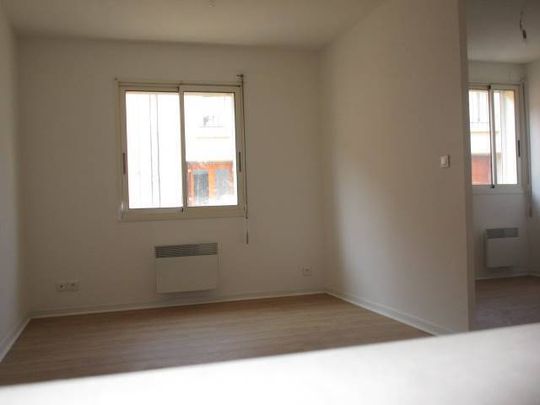 Location Appartement 1 pièce 27m² NARBONNE 11100 - Photo 1