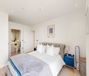 Shackleton Way, London, E16 - Photo 4 | Rentumo