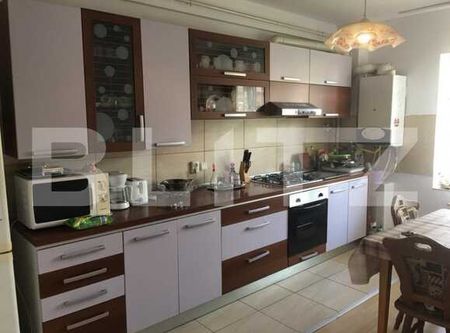 Apartament 2 camere decomandate, 70 mp, parcare, prima inchiriere, zona Petrom - Photo 2