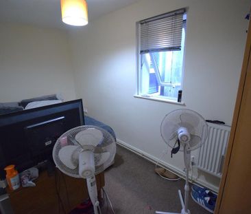 2 bedroom house to rent - Photo 2