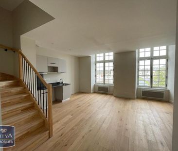 Location Appartement 2 pièces 53m² FONTENAY LE COMTE 85200 - Photo 2