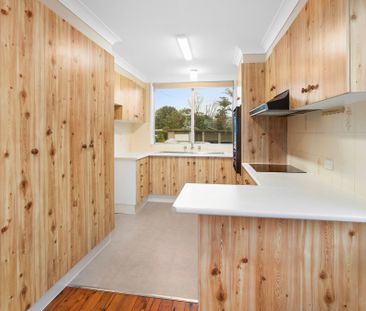 Spacious Family Living in Peaceful Kiama Downs - Photo 4