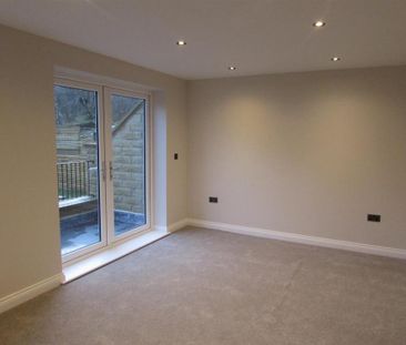 4 bedroom semi-detached house to rent - Photo 6