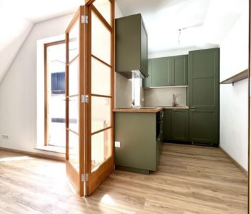 ⭐ Charmante DG-Wohnung mit großer Terrasse & Grünblick - Foto 3