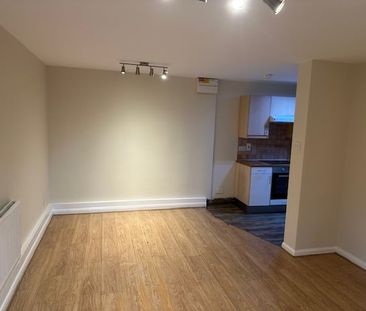 2 Bed Flat, Brigstock Road, CR7 - Photo 1