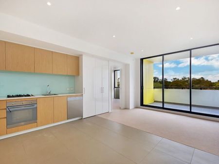 Nice View 1 Bedroom Close to MQ Metro and Shopping Centre & Swimming Pool & Gym - Photo 2