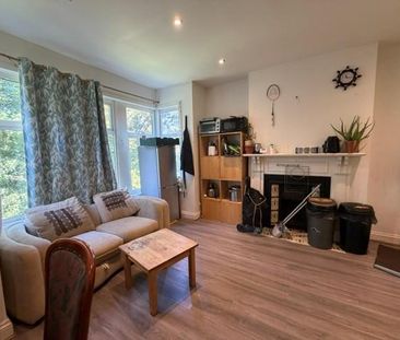 2 bedroom maisonette to rent - Photo 6