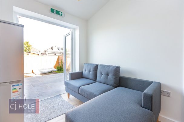 Filton Avenue, - Photo 1