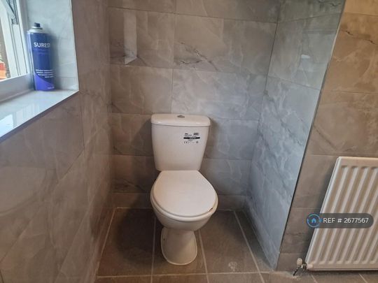 3 bedroom terraced house to rent - Photo 1