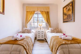 Chalet Independiente en alquiler en Benajarafe – Málaga | Gilmar