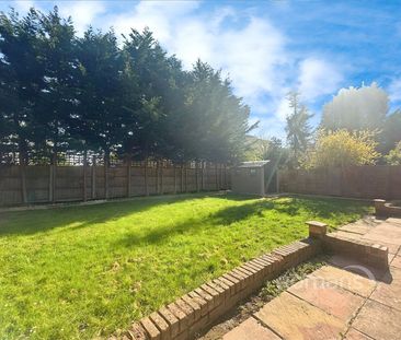 Deerswood, Maidenhead, Berkshire, SL6 - Photo 3