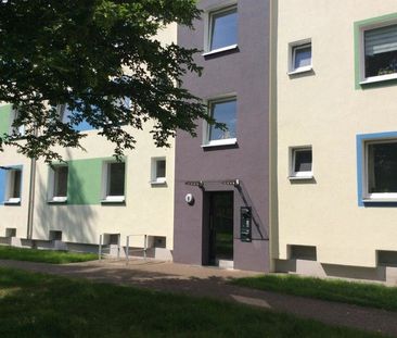 Neue Wohnung, neues Glück! Ansprechende 3-Zi.-Wohnung - Photo 1