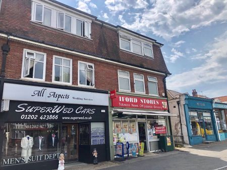 CHRISTCHURCH ROAD, IIFORD (P00335) - Photo 5