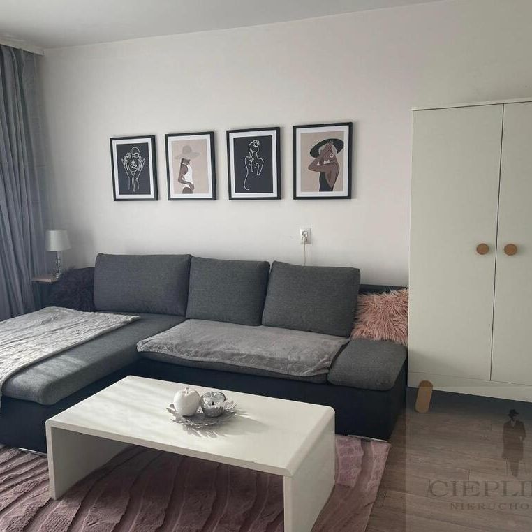 Duża, ładna kawalerka z balkonem - Фото 1