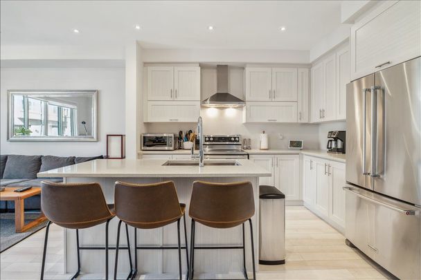 For Lease - 84 Salterton Circle, Vaughan, Ontario - Photo 1