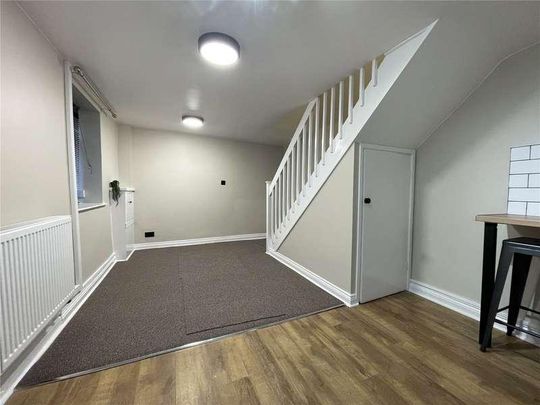 Tithebarn Street, Caernarfon, Gwynedd, LL55 - Photo 1