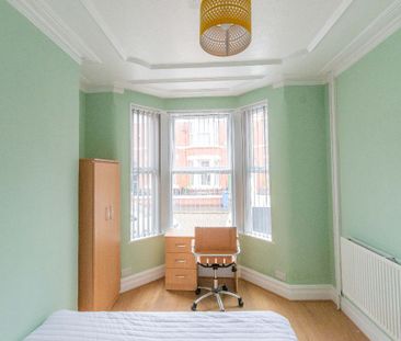 Adelaide Road, Kensington, Liverpool. - Photo 4