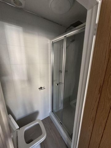 Property to rent - Photo 4