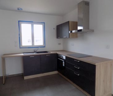 Location Maison 5 pièces 93 m2 à Niort - Photo 2