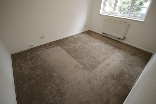 4 bedroom terraced house to rent - Photo 1