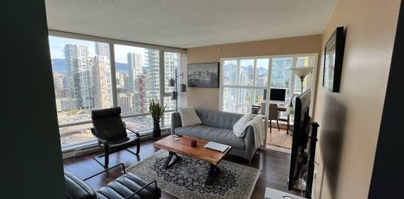 Yaletown Furnished Apartment for Rent - Photo 2