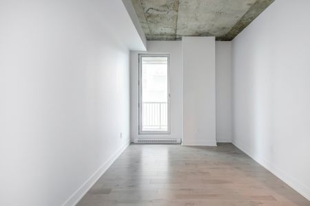 2300 Rue Tupper, Montréal - Photo 2