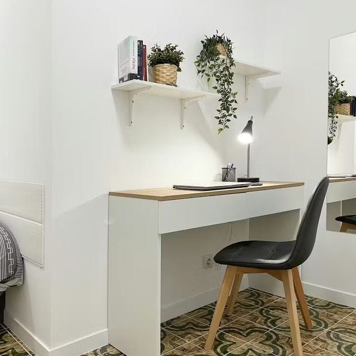 Calle del Dos de Mayo, Madrid, Community of Madrid 28004 - Photo 1