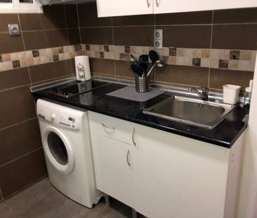 Calle de Sombrerete, Madrid, Community of Madrid 28012 - Photo 4